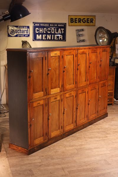 meuble de metier ancien